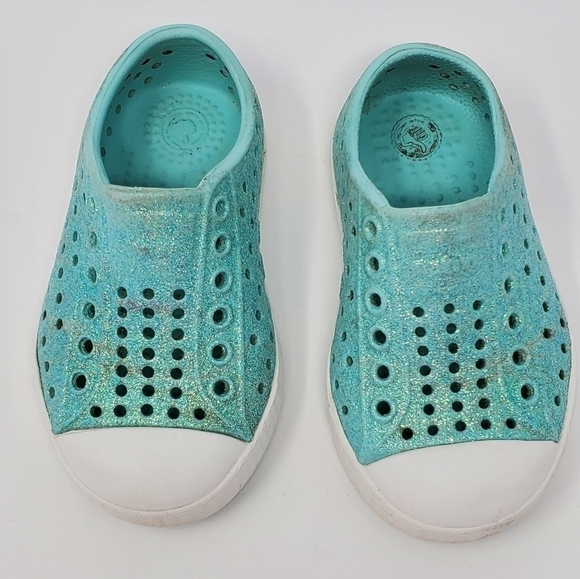 NATIVE MINT GREEN GLITTER JEFFERSON SLIP ON SHOES C5 - Picture 1 of 14